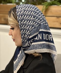 مینی اسکارف سرمه ای طرح دیور