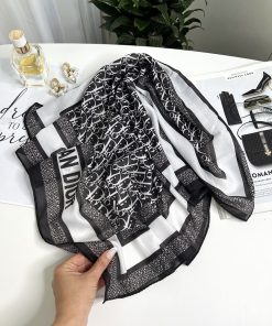 مینی اسکارف مشکی سفید طرح دیور