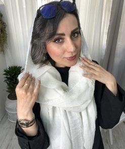 شال کاملیا کرم استخوانی روشن