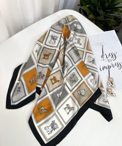 مینی اسکارف ابریشم هرمس قاب روشن