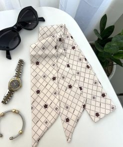 باندانا شنل رز باکسی قهوه ای