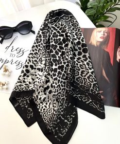 مینی اسکارف ابریشم ببری طوسی