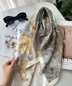 مینی اسکارف ابریشم قلعه جنگلی کرم خردلی