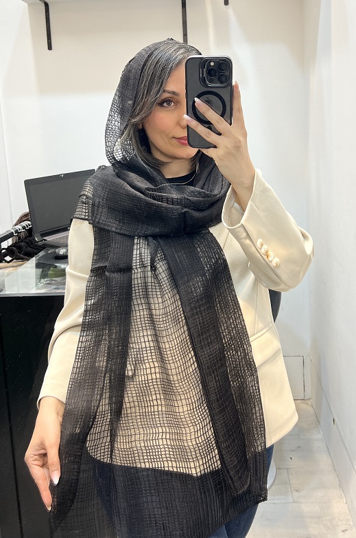 شال حریر میله ای شطرنجی مشکی